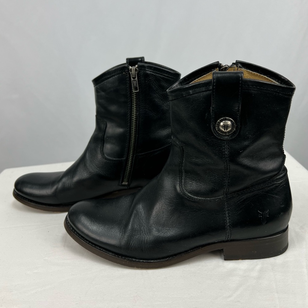 Black Leather Frye Short Boots, lightly worn
